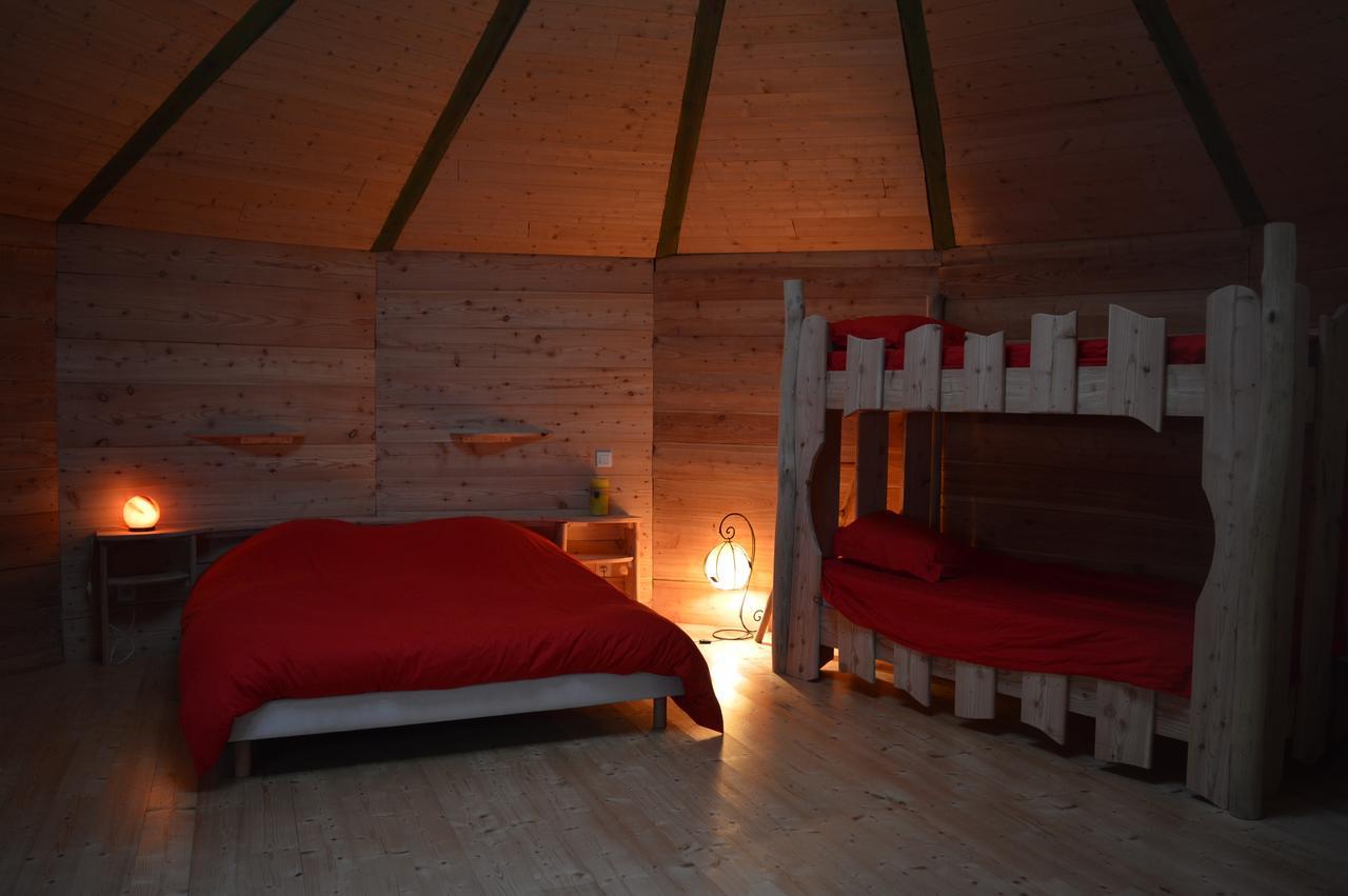 Les Ecuries De La Sabatarie Hotel Cambounes Luaran gambar